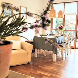 Hébergement de vacances La Terrazza Di Dora, Menaggio